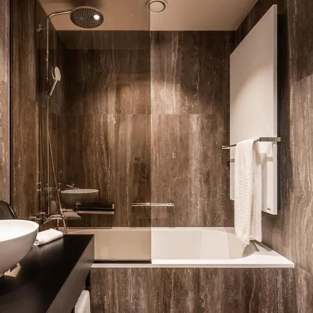 Otel Britannia 4*