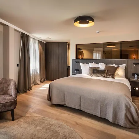 Hotel Britannia 4*